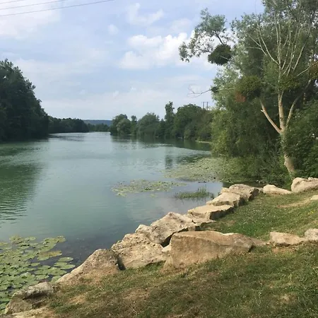 Villa L'insouciance En Champagne Vincelles (Marne)