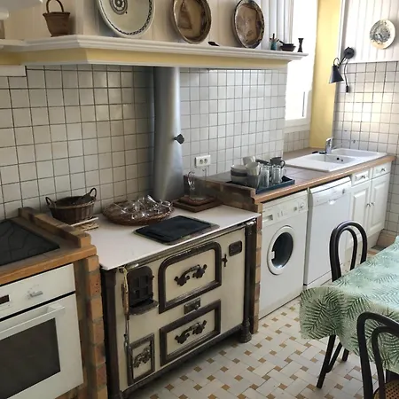 L'insouciance En Champagne Vincelles (Marne)